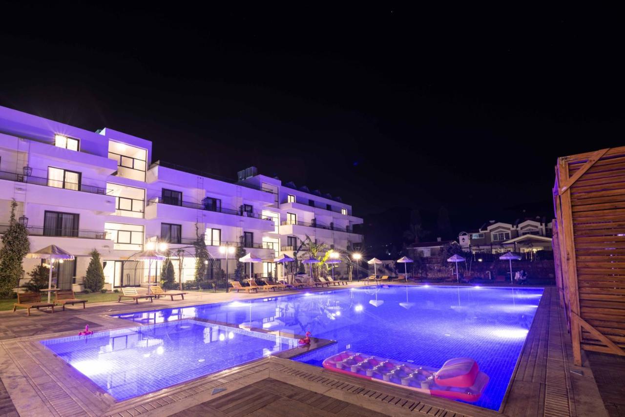 Palmonte Suites Hotel & Spa Karavas  エクステリア 写真