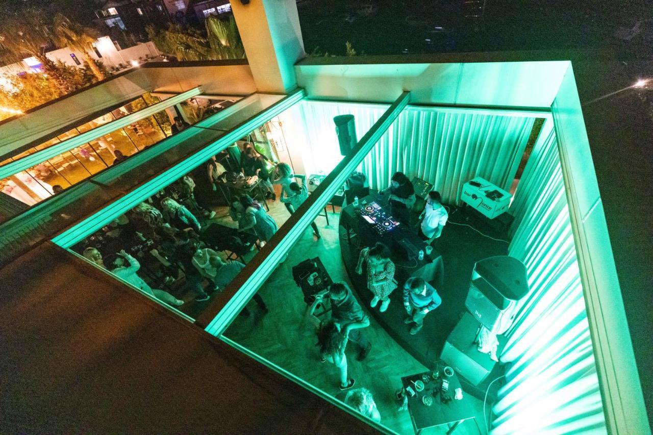 Palmonte Suites Hotel & Spa Karavas  エクステリア 写真