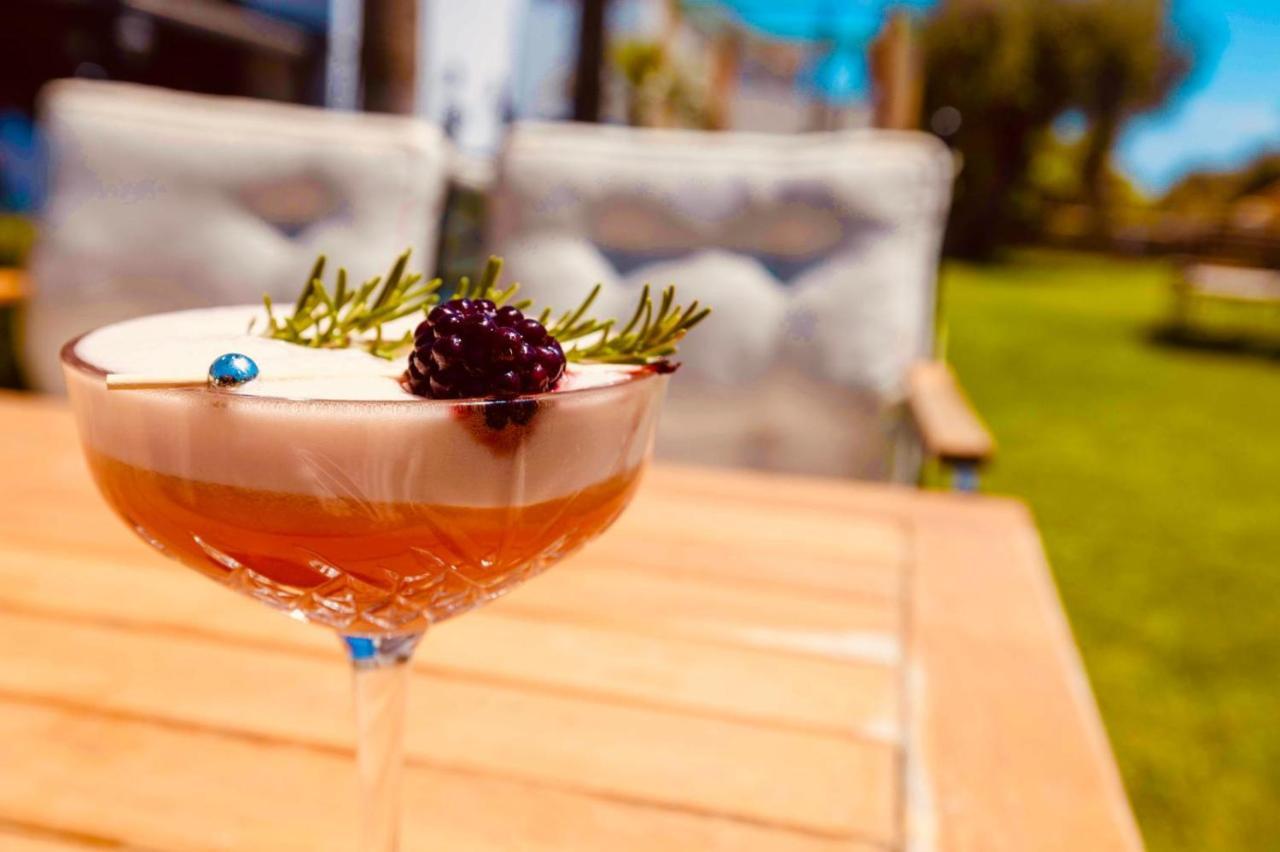 Palmonte Suites Hotel & Spa Karavas  エクステリア 写真