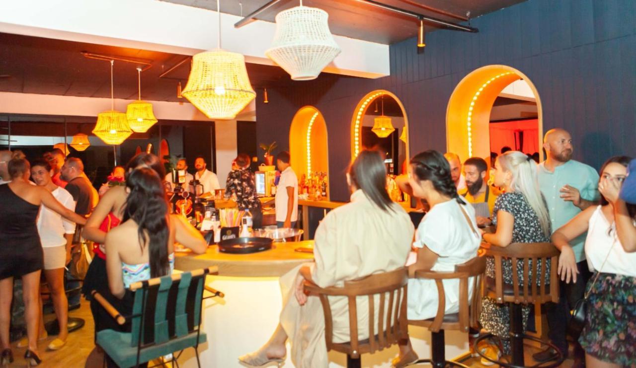 Palmonte Suites Hotel & Spa Karavas  エクステリア 写真